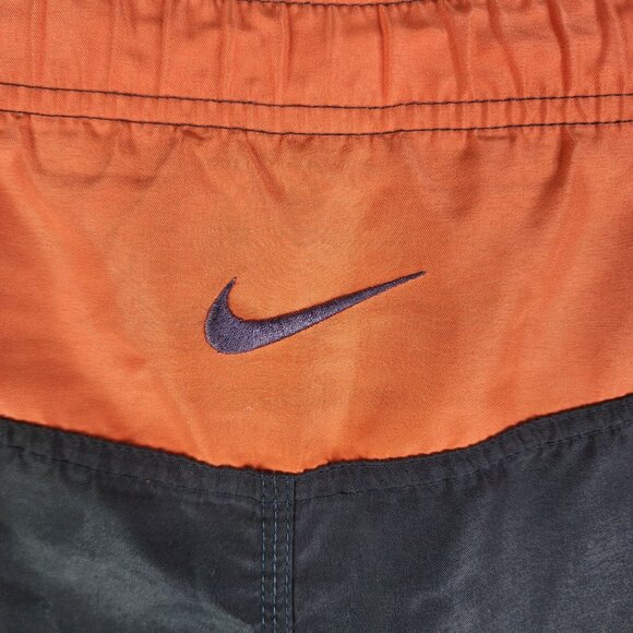 Men's Nike Black & Orange Athletic Shorts 9" Inseam Size XL - Picture 8 of 13